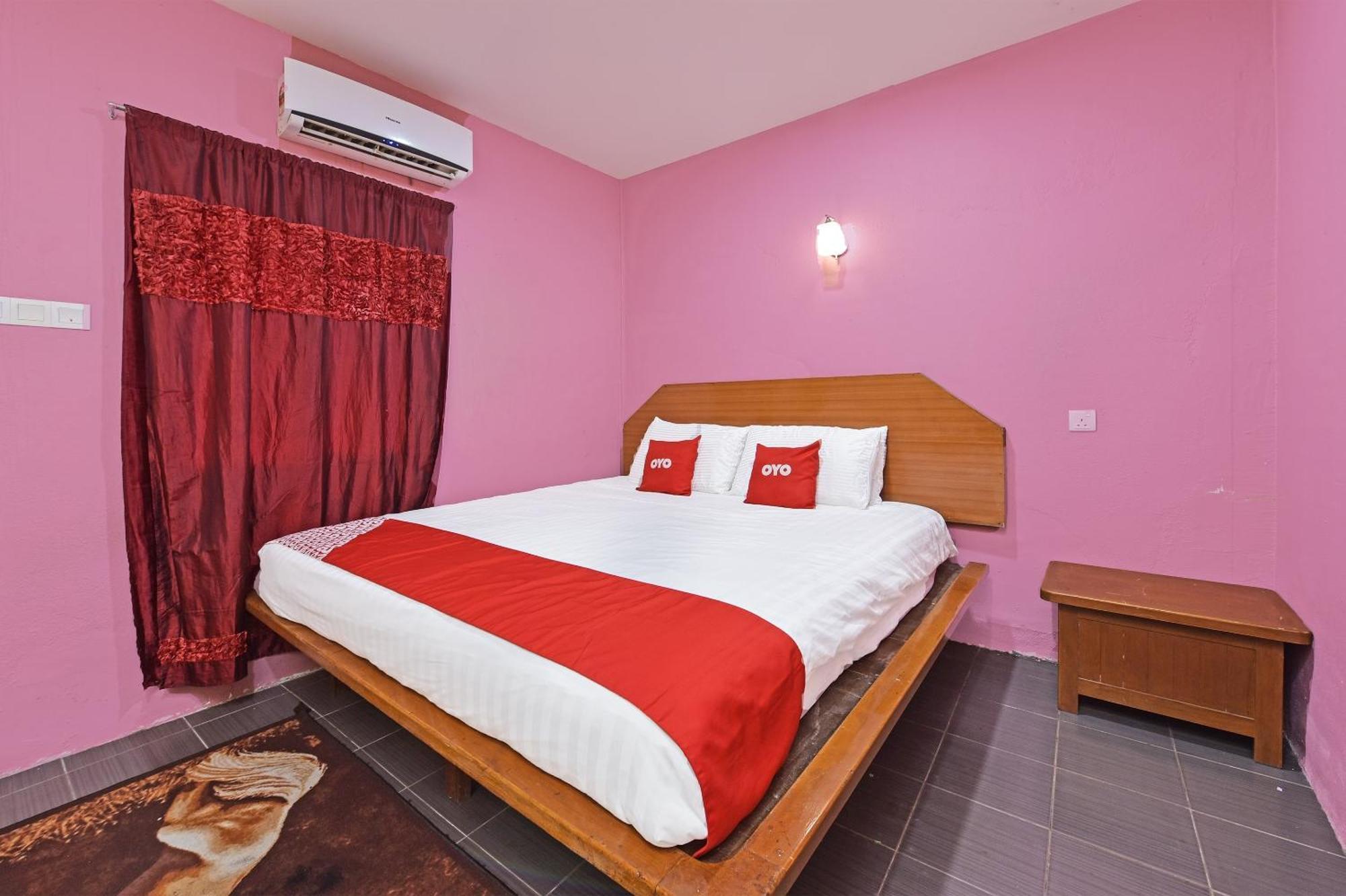 Oyo 90561 Awan Biru Motel Pantai Cenang  Exterior foto